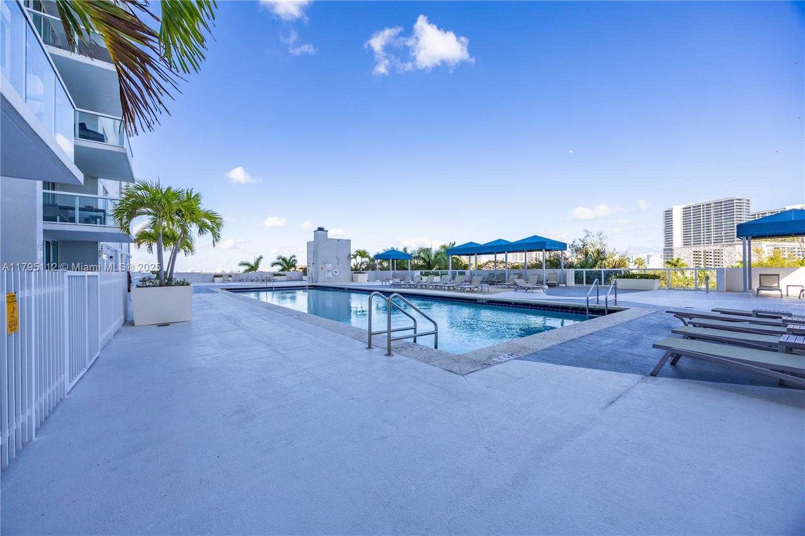 Small Image of 1861 NORTH WEST S RIVER DR #1507, Miami Number 41