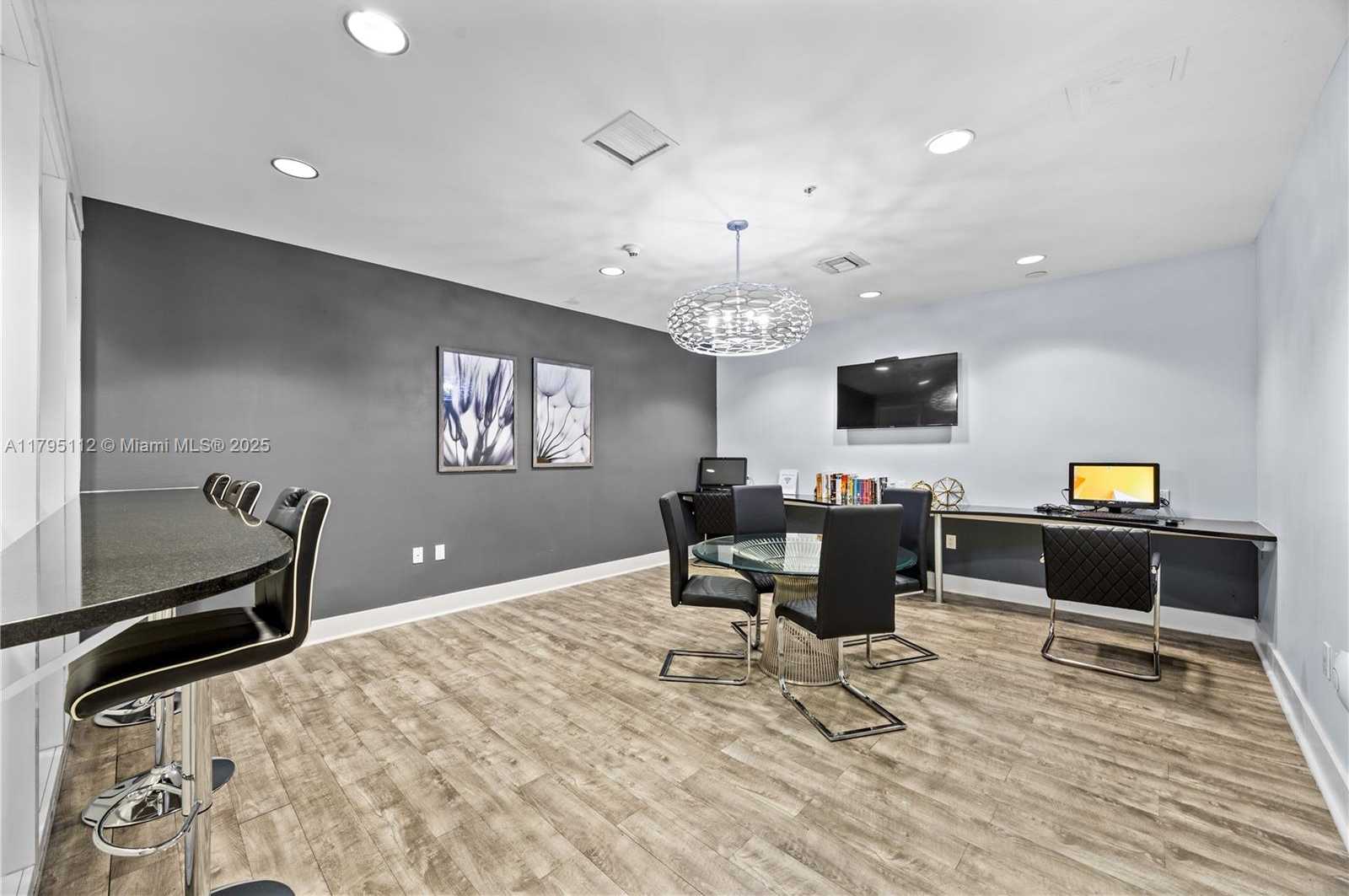 Small Image of 1861 NORTH WEST S RIVER DR #1507, Miami Number 44
