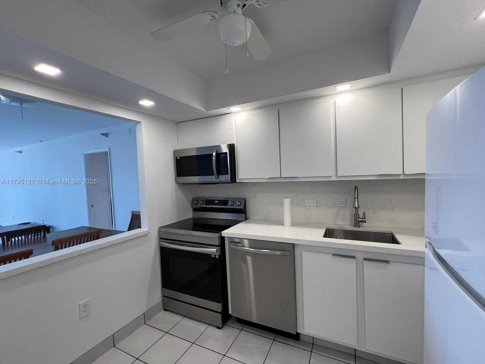Small Image of 20515 EAST COUNTRY CLUB DR #649, Aventura Number 14