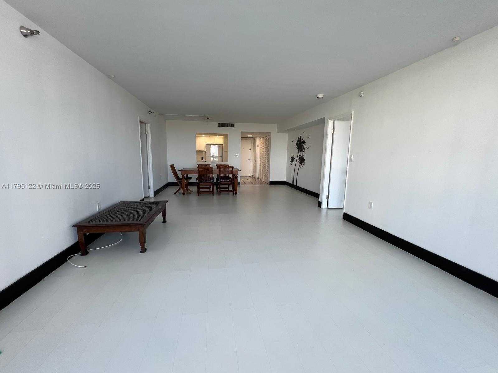 Small Image of 20515 EAST COUNTRY CLUB DR #649, Aventura Number 8