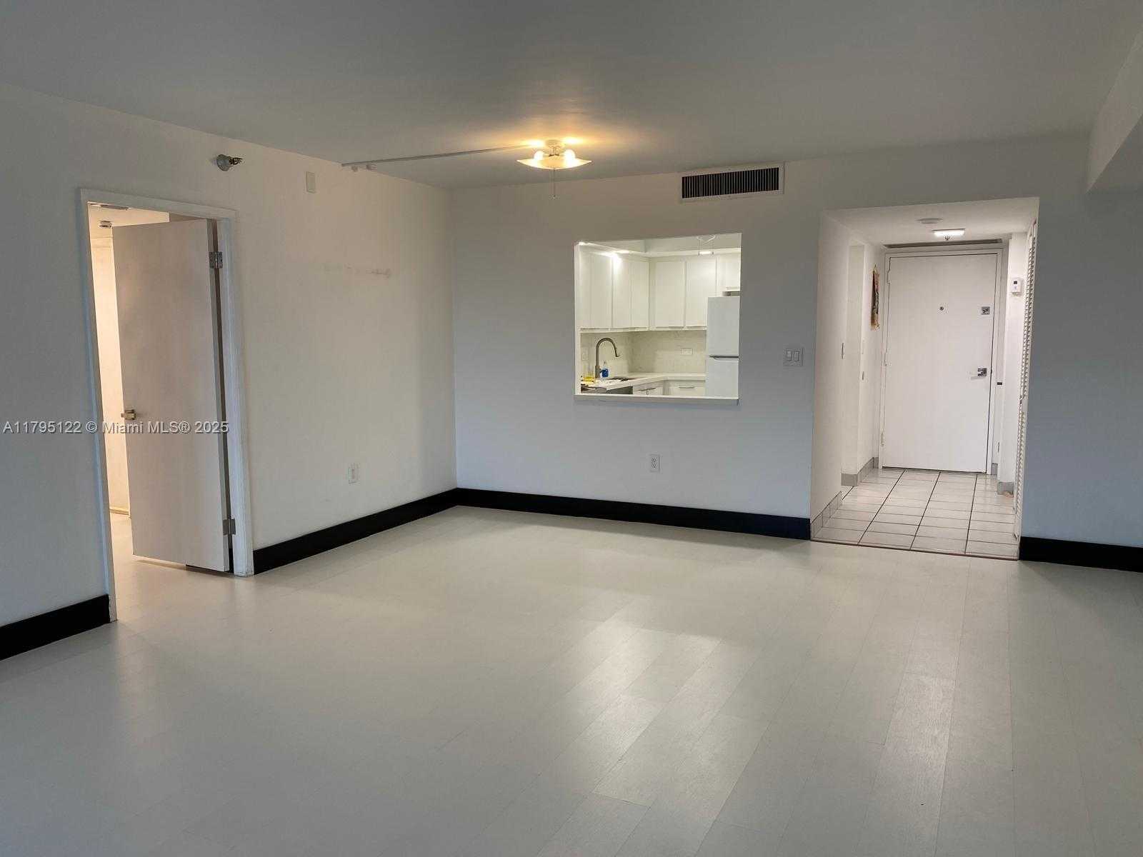 Small Image of 20515 EAST COUNTRY CLUB DR #649, Aventura Number 9