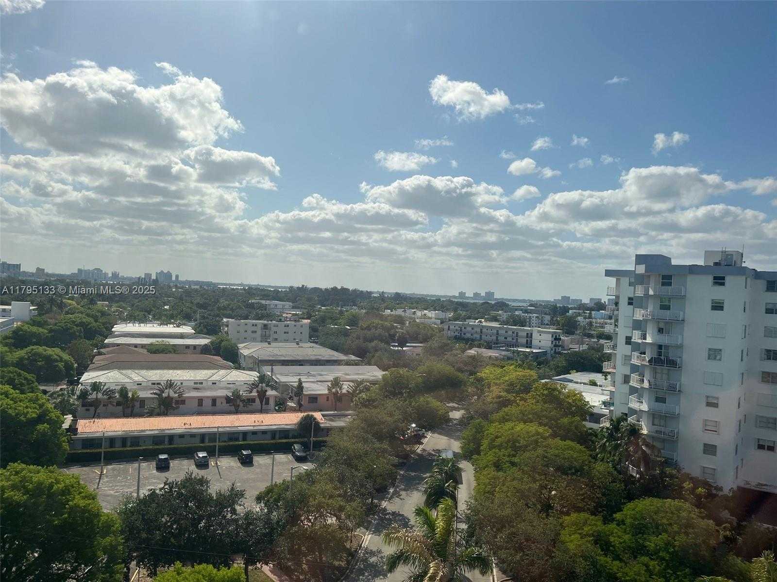 Small Image of 900 BAY DR #913, Miami Beach Number 13