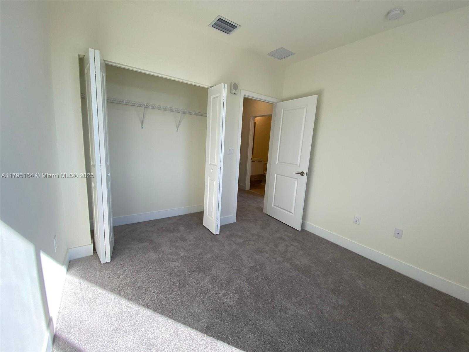 Small Image of 10250 NORTH WEST 66TH ST #103, Doral Number 19