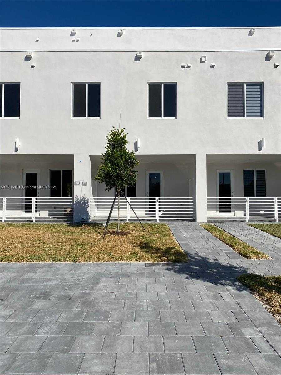 Small Image of 10250 NORTH WEST 66TH ST #103, Doral Number 27