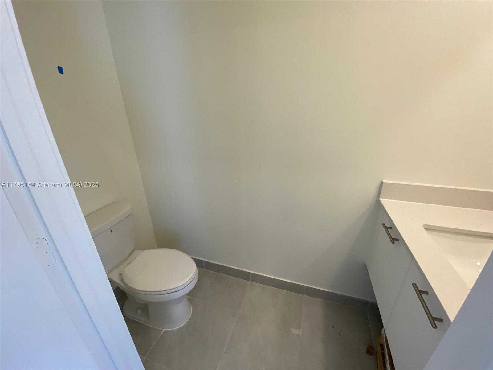 Small Image of 10250 NORTH WEST 66TH ST #103, Doral Number 9