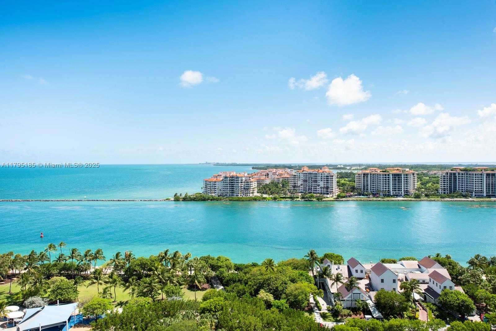 Small Image of 100 SOUTH POINTE DR #1803, Miami Beach Number 10