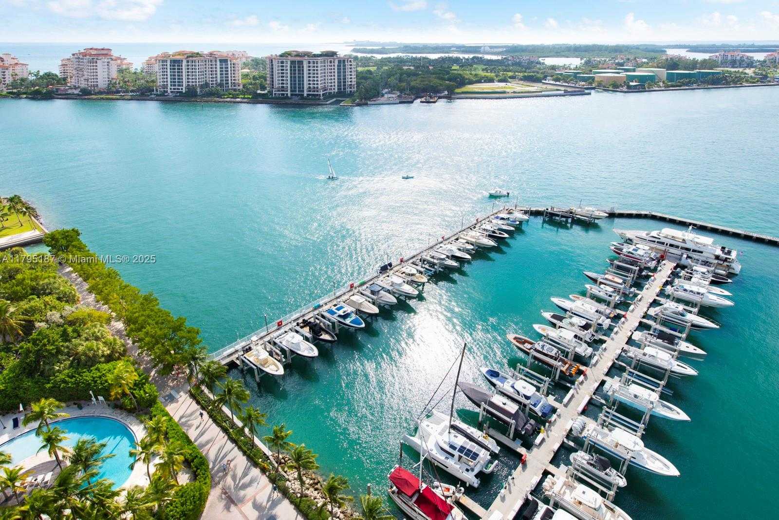 Small Image of 1000 SOUTH POINTE DR #1903, Miami Beach Number 26