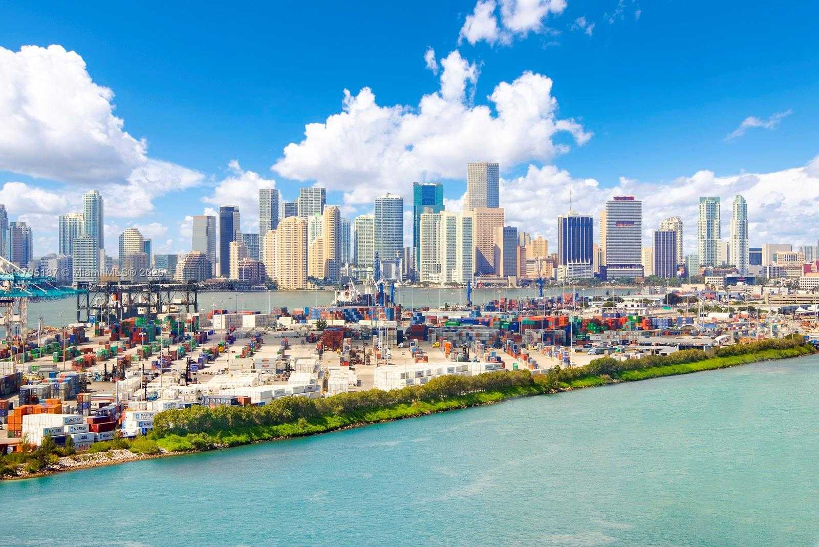 Small Image of 1000 SOUTH POINTE DR #1903, Miami Beach Number 28
