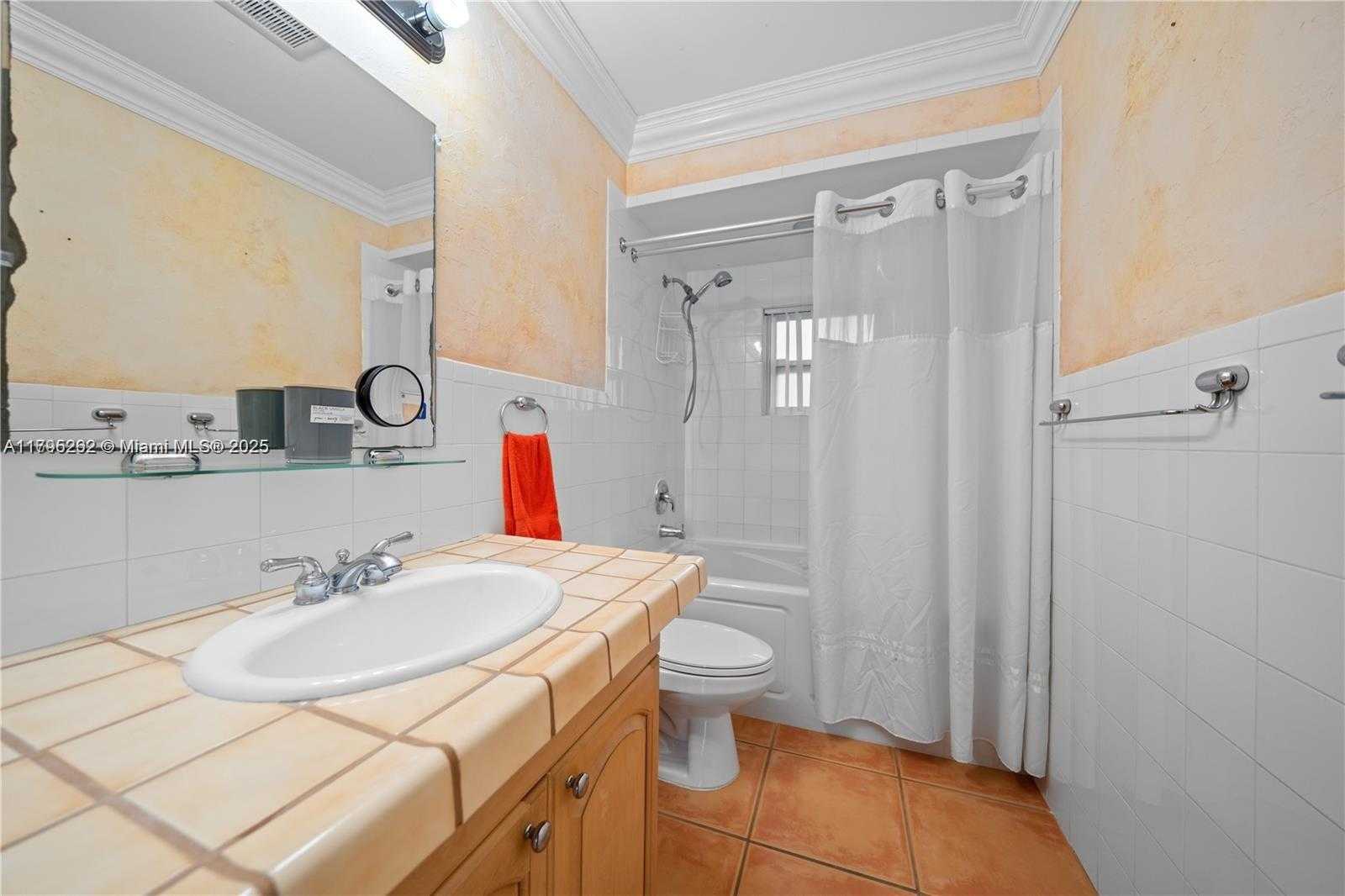Small Image of 14054 SOUTH WEST 53RD TER, Miami Number 11