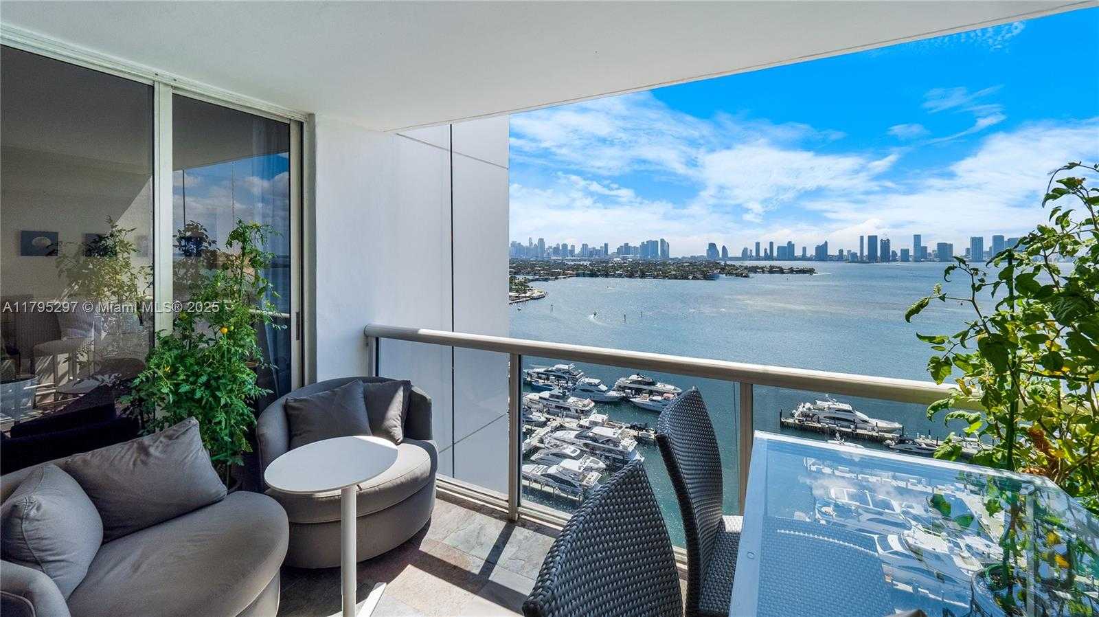Small Image of 1900 SUNSET HARBOUR DR #2008, Miami Beach Number 14