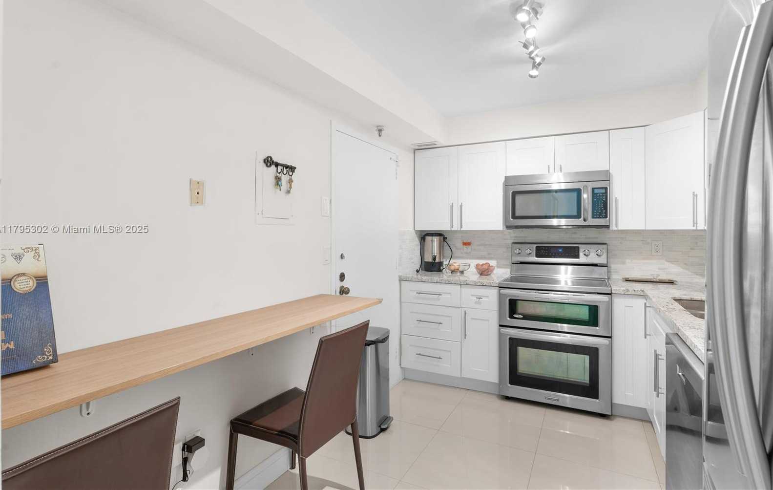 Small Image of 9511 COLLINS AVE #301, Surfside Number 6
