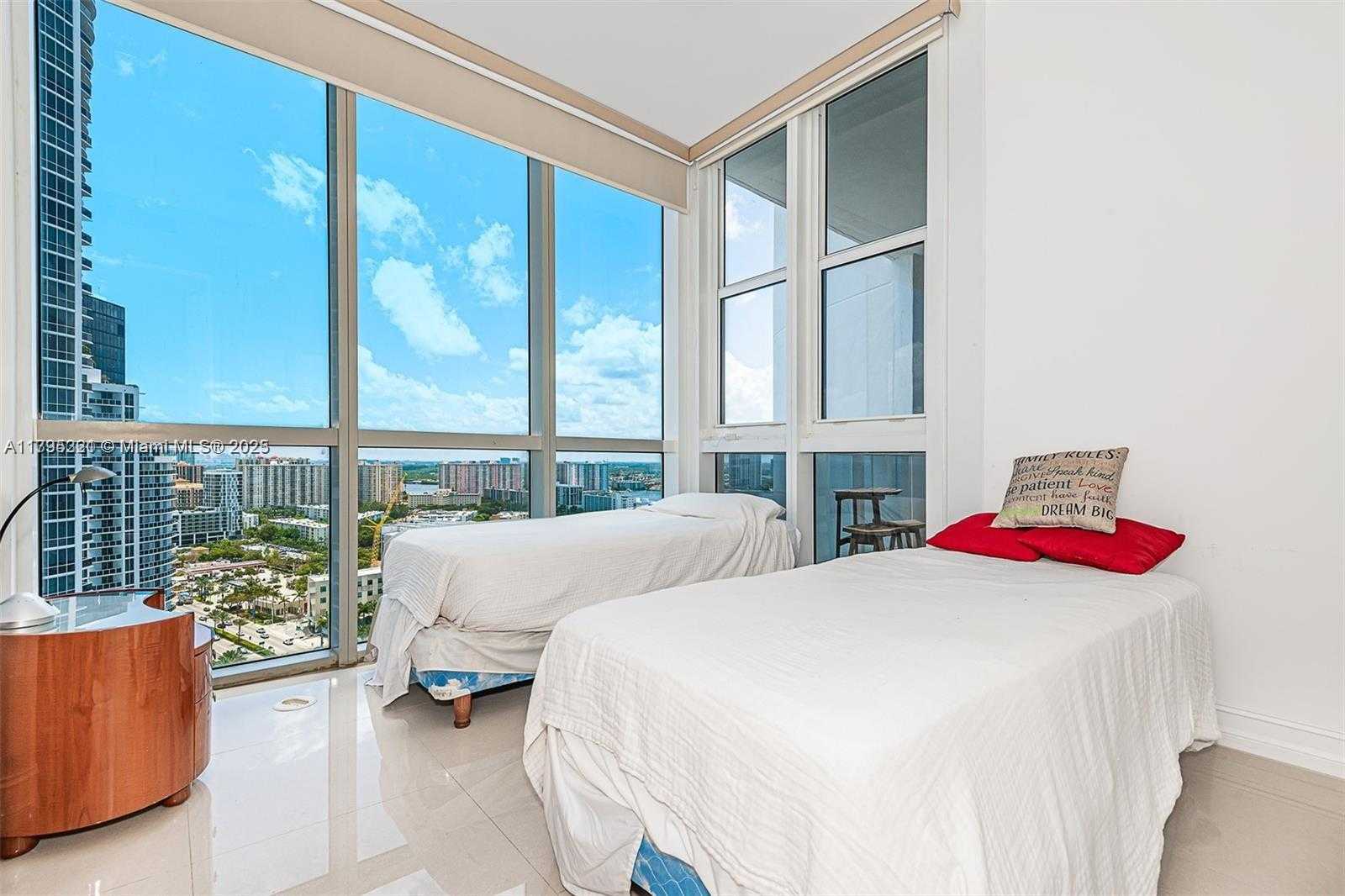 Small Image of 18201 COLLINS AVE #3405, Sunny Isles Beach Number 16