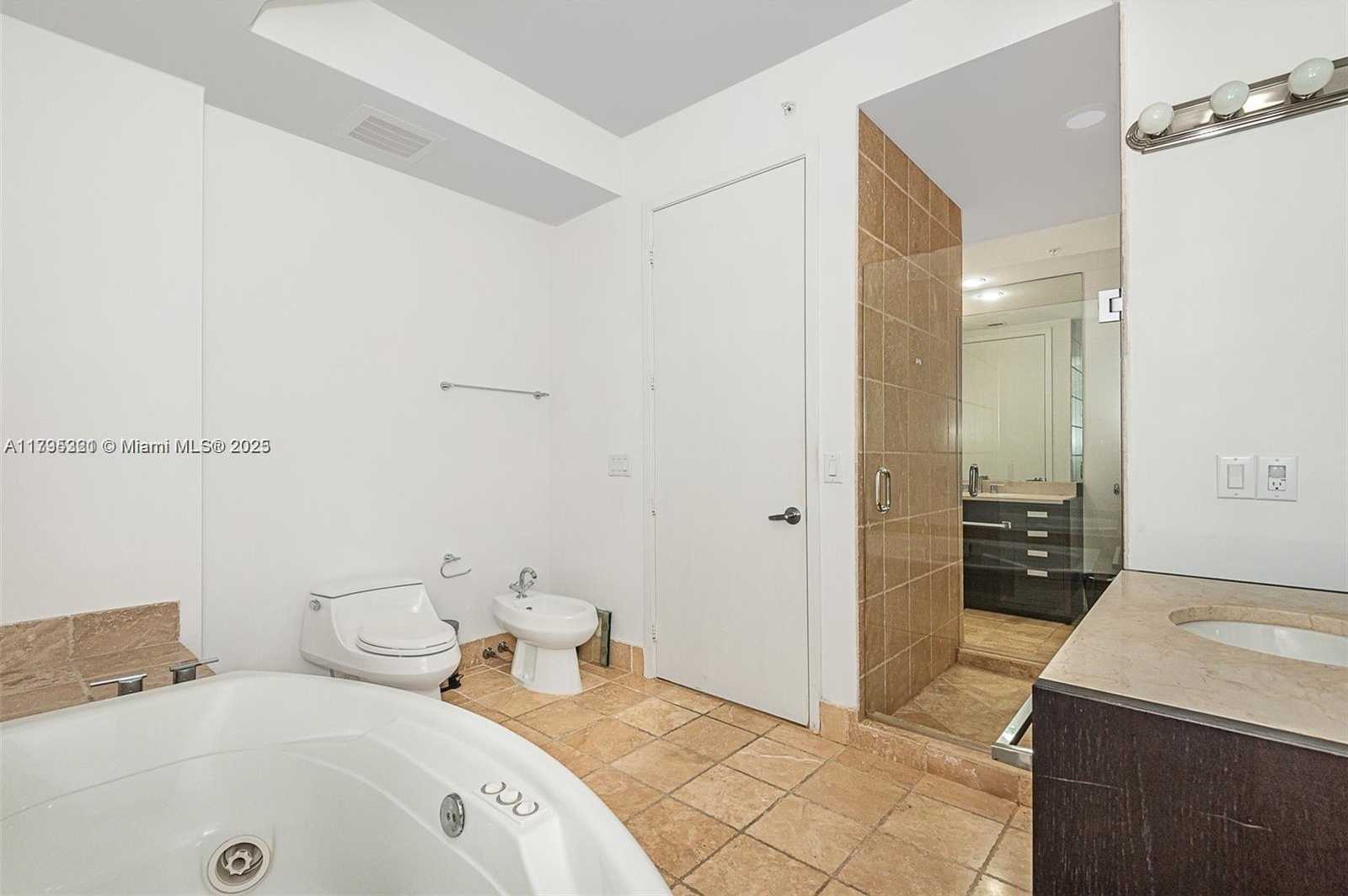 Small Image of 18201 COLLINS AVE #3405, Sunny Isles Beach Number 17