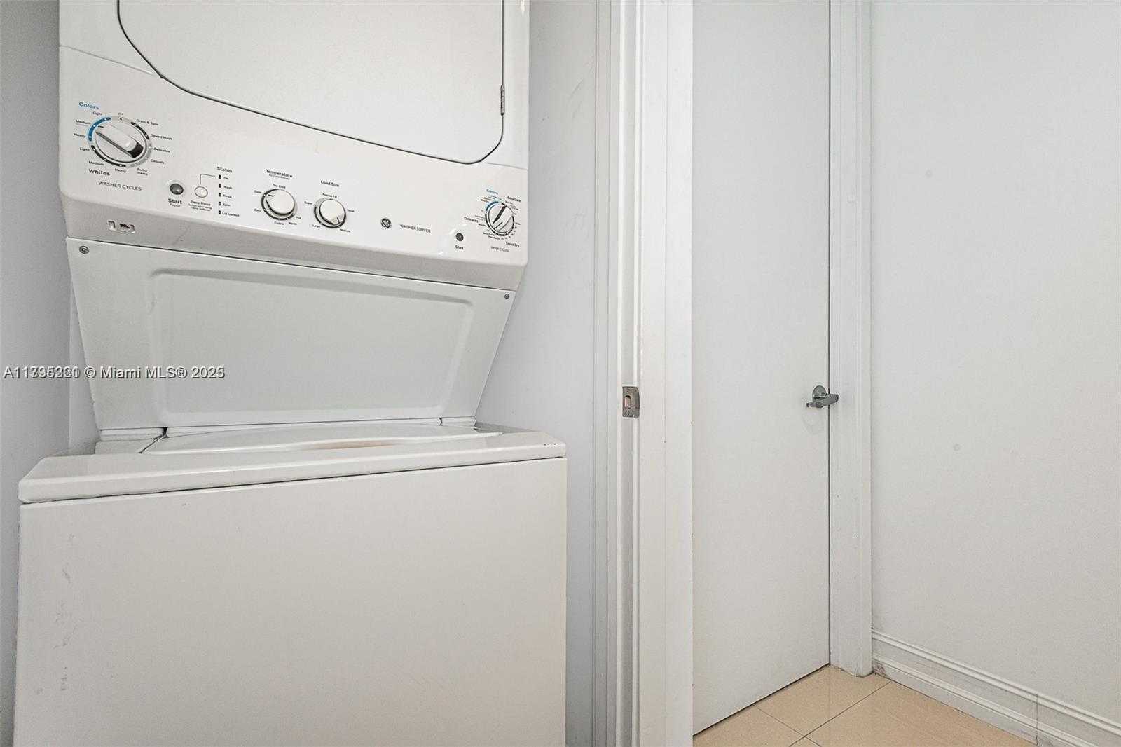 Small Image of 18201 COLLINS AVE #3405, Sunny Isles Beach Number 21