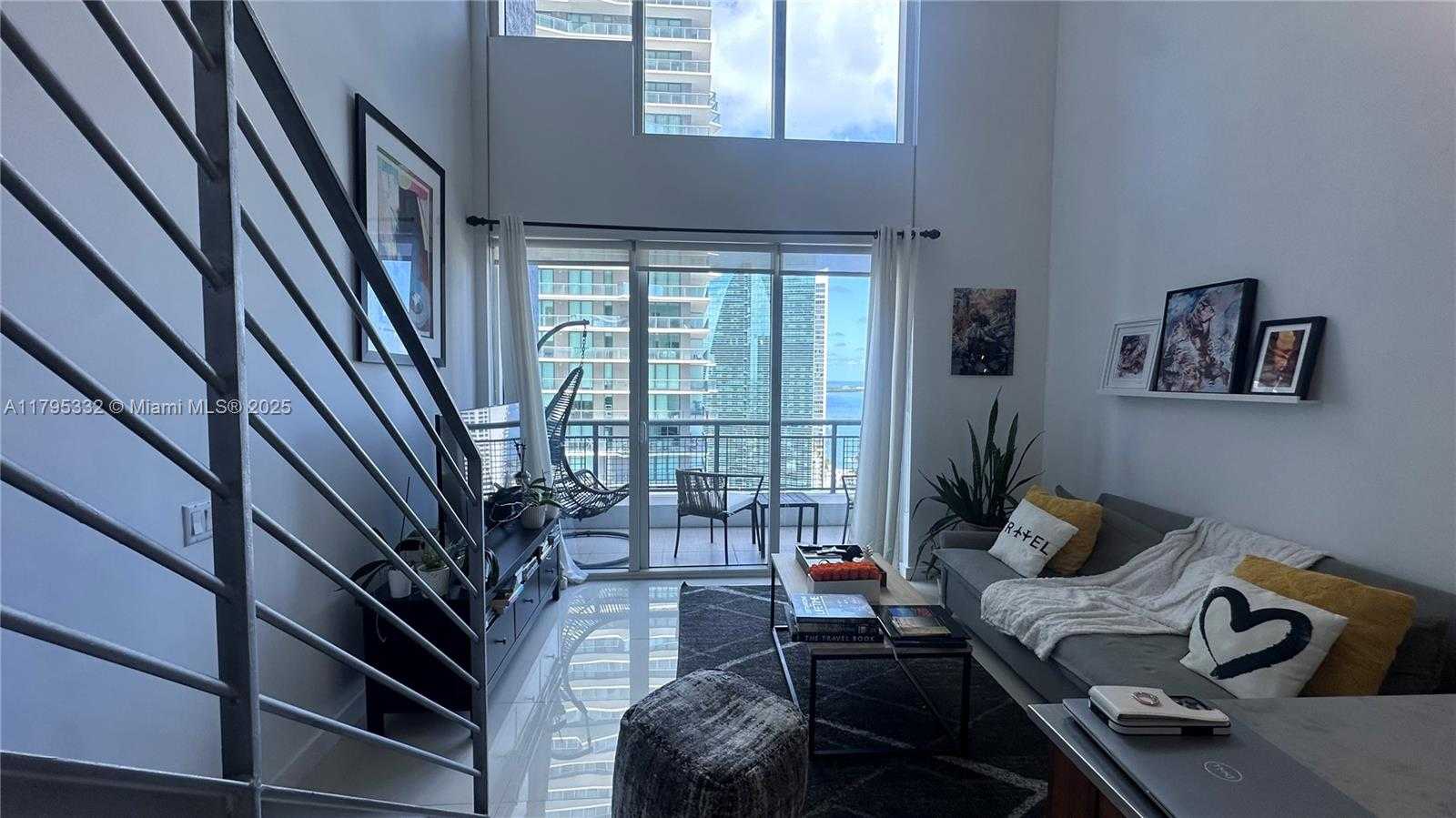 Small Image of 60 SOUTH WEST 13TH ST #2402, Miami Number 13