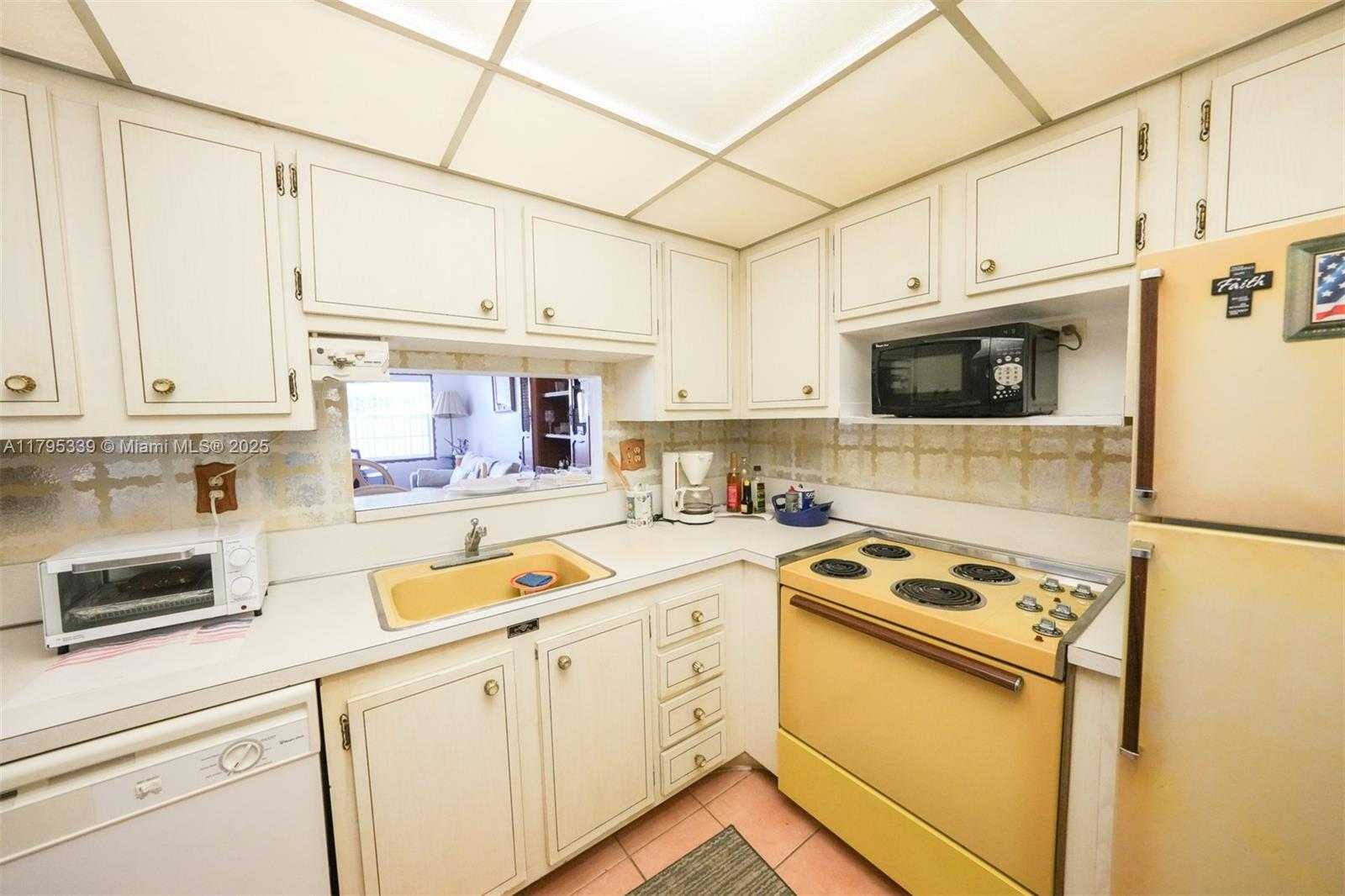 Small Image of 4700 NORTH WEST 35TH ST #408, Lauderdale Lakes Number 11