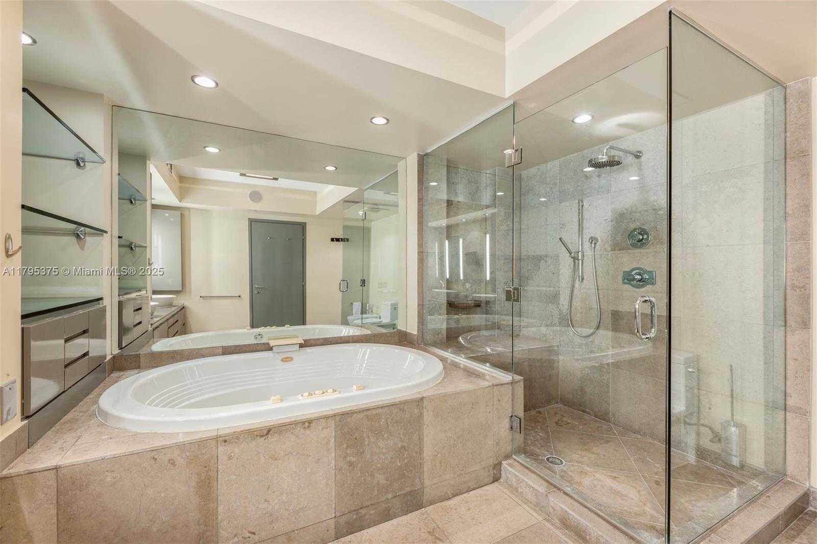 Small Image of 450 ALTON RD #2303, Miami Beach Number 11