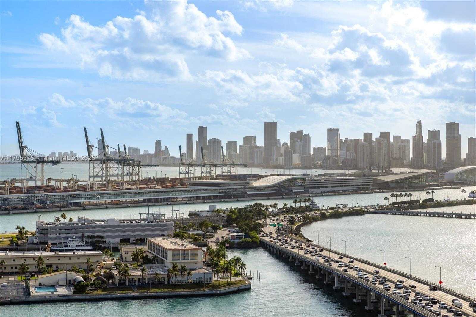 Small Image of 450 ALTON RD #2303, Miami Beach Number 26