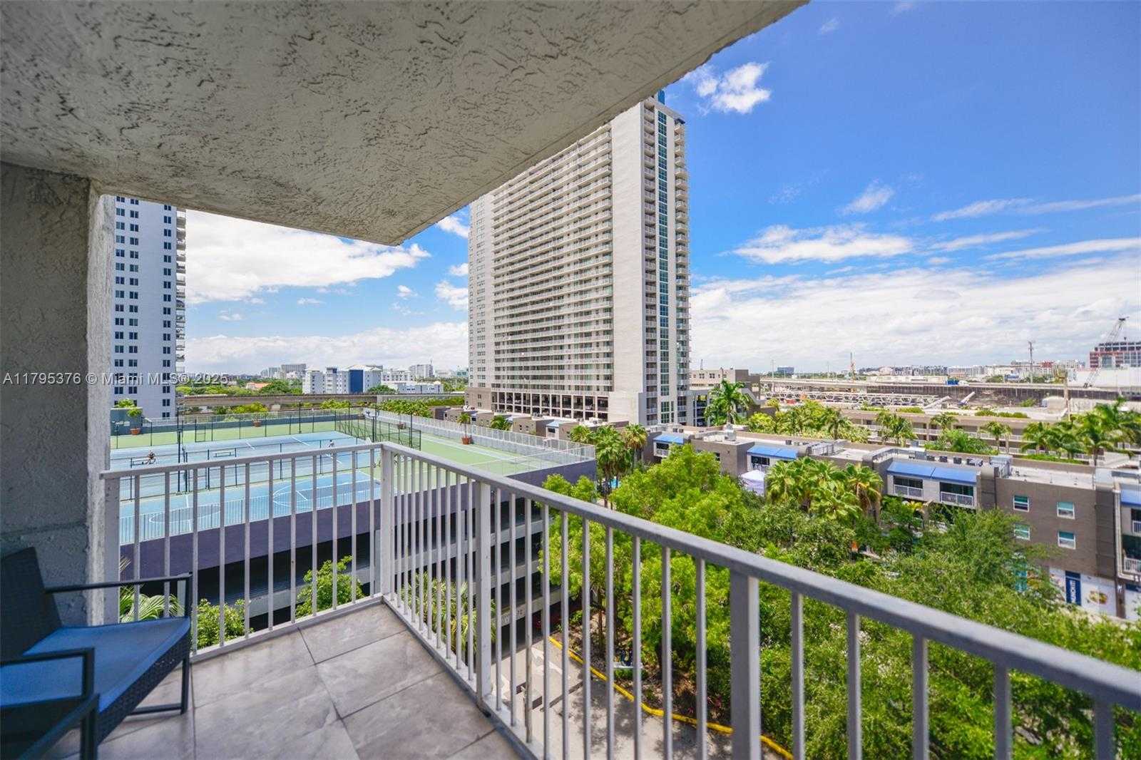 Small Image of 800 NORTH MIAMI AVE #E-809, Miami Number 14
