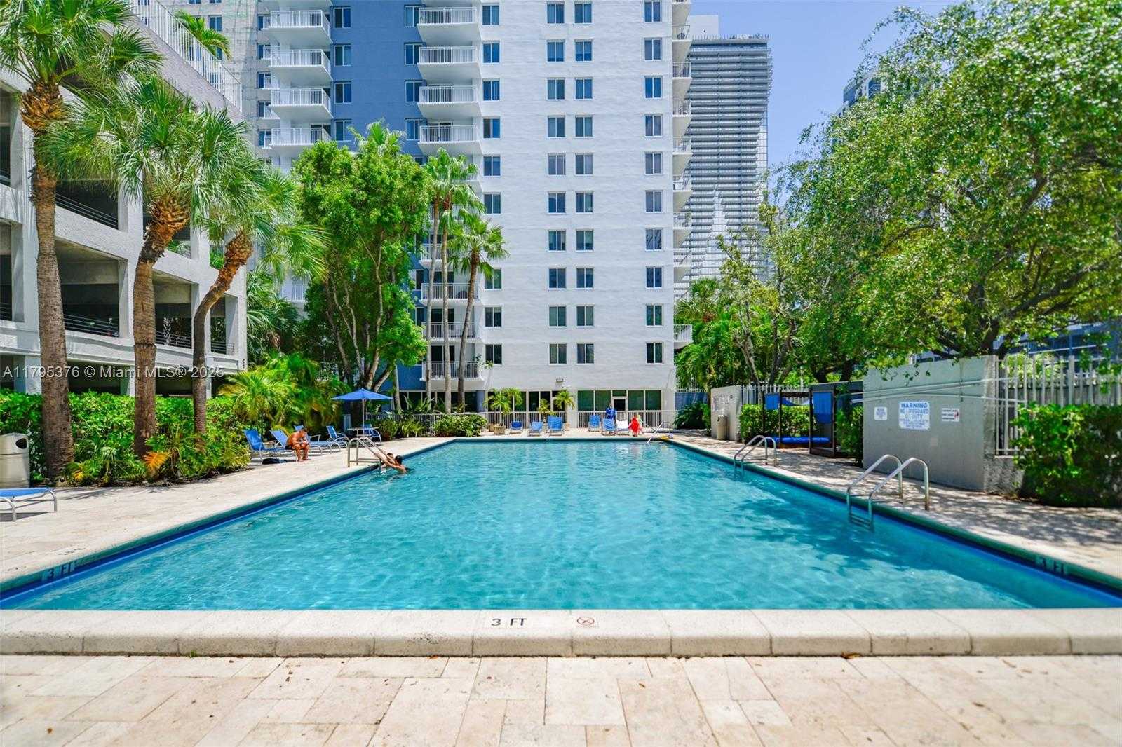 Small Image of 800 NORTH MIAMI AVE #E-809, Miami Number 21