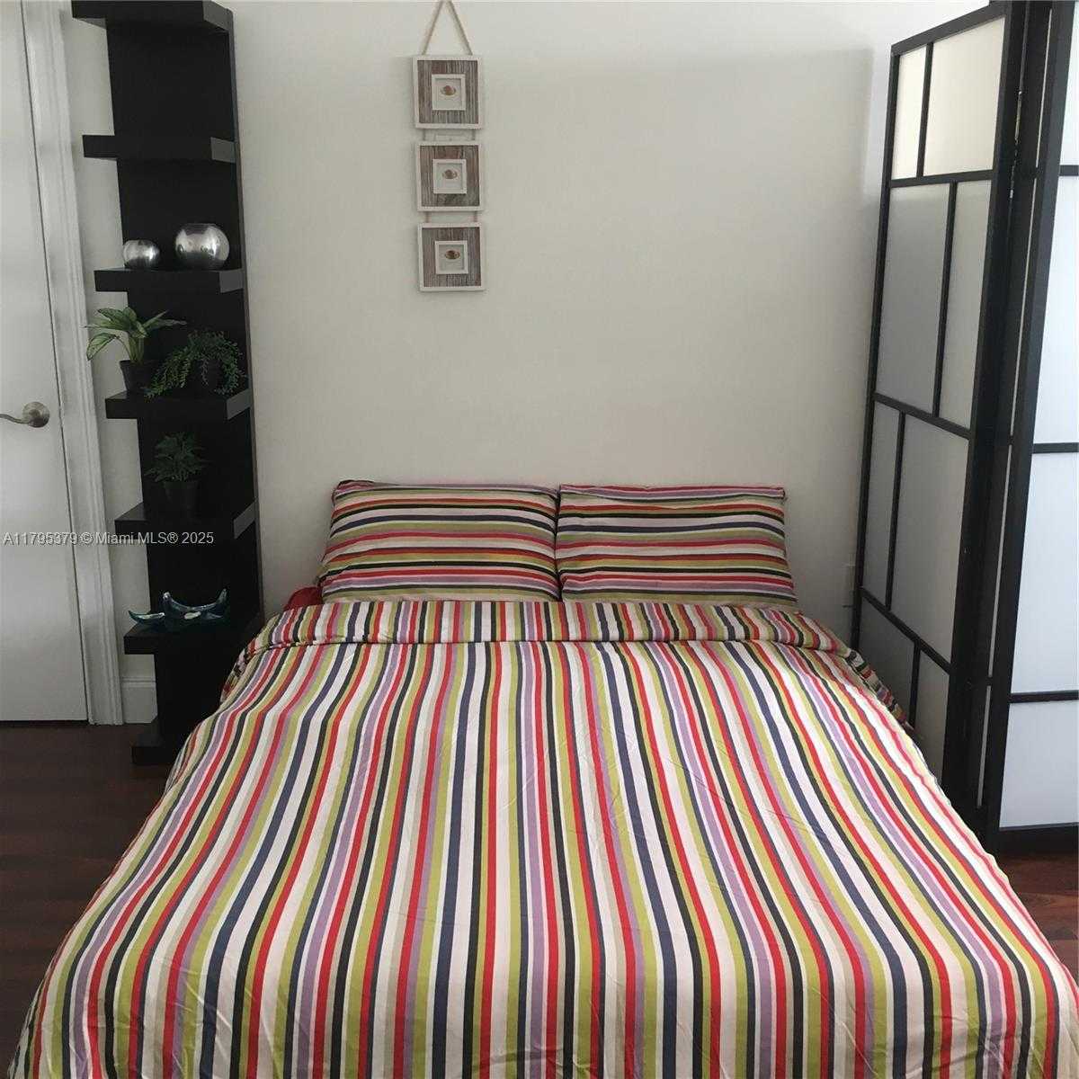 Small Image of 335 OCEAN DR #228, Miami Beach Number 11