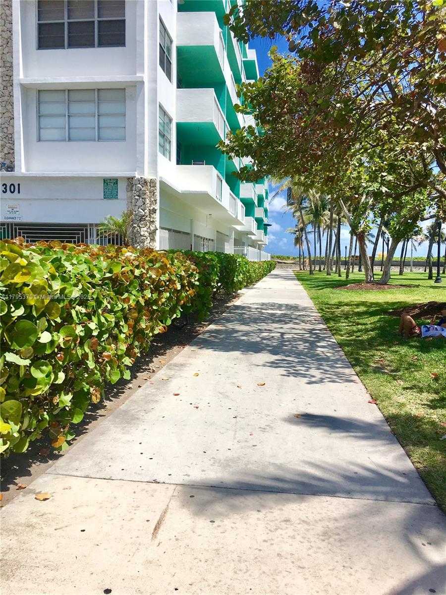 Small Image of 335 OCEAN DR #228, Miami Beach Number 6
