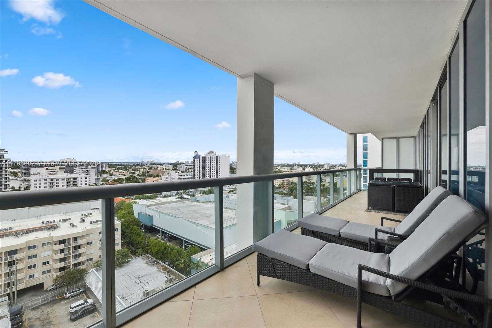 Small Image of 6799 COLLINS AVE #1106, Miami Beach Number 10