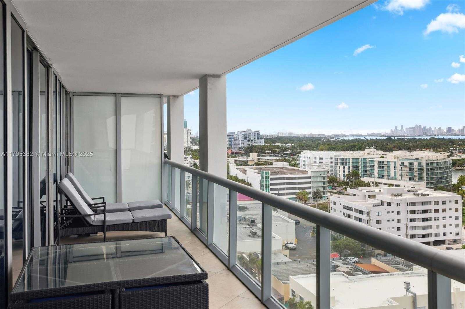Small Image of 6799 COLLINS AVE #1106, Miami Beach Number 2