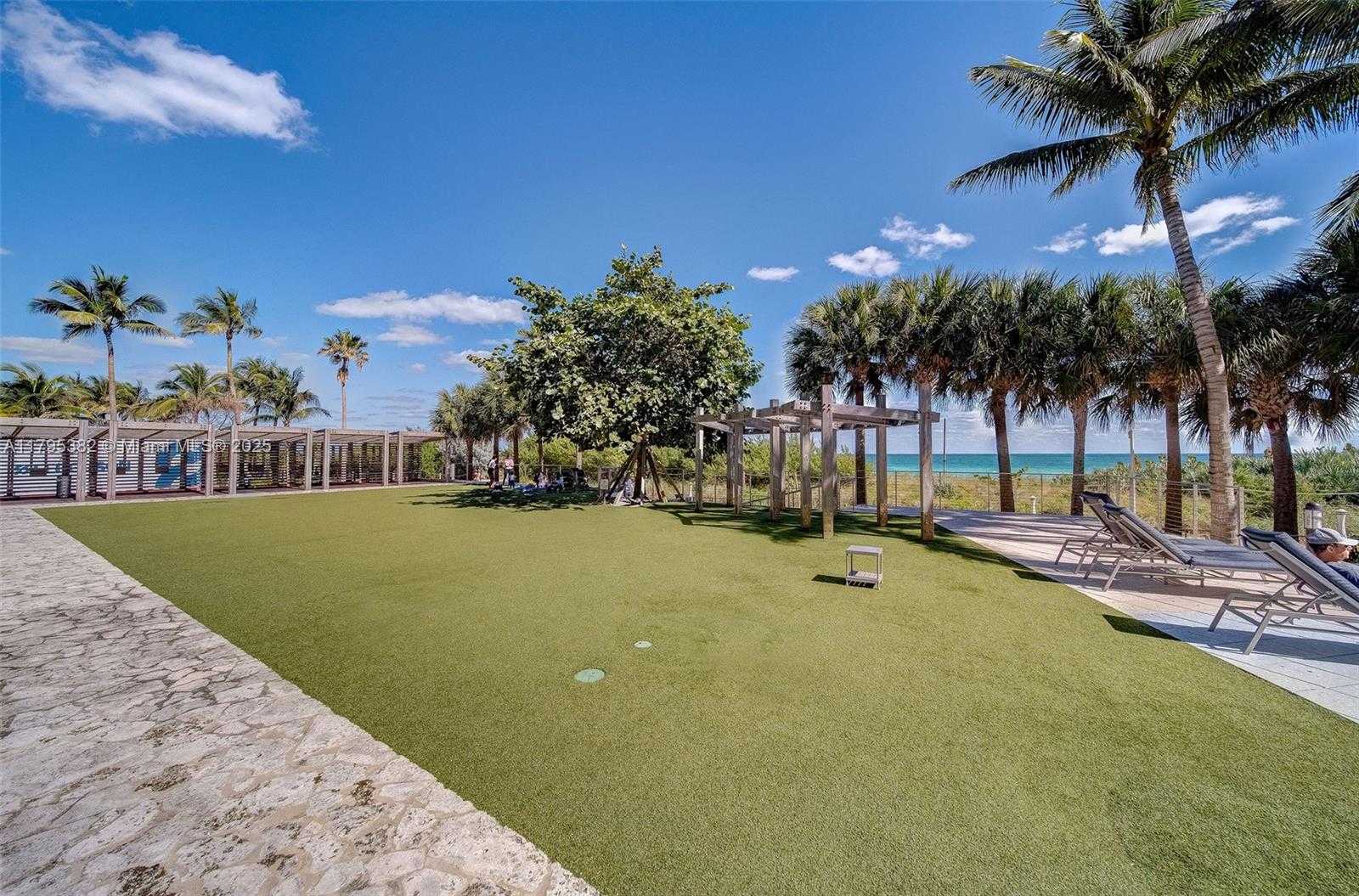 Small Image of 6799 COLLINS AVE #1106, Miami Beach Number 26