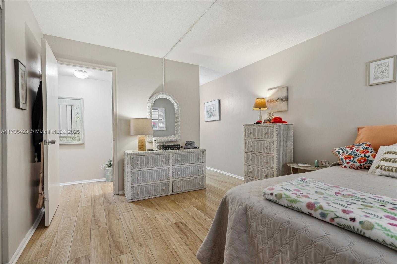 Small Image of 2164 NORTH EAST 1ST WAY #103, Boynton Beach Number 14