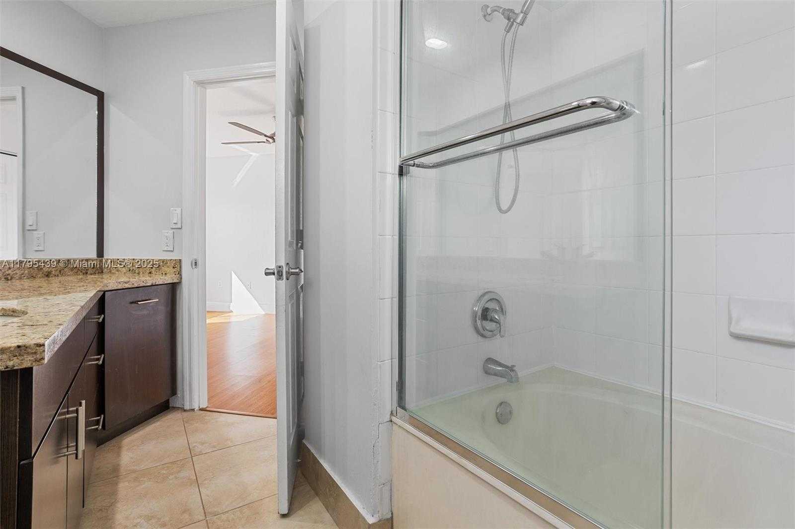 Small Image of 5761 NORTH WEST 115TH CT #105, Doral Number 13