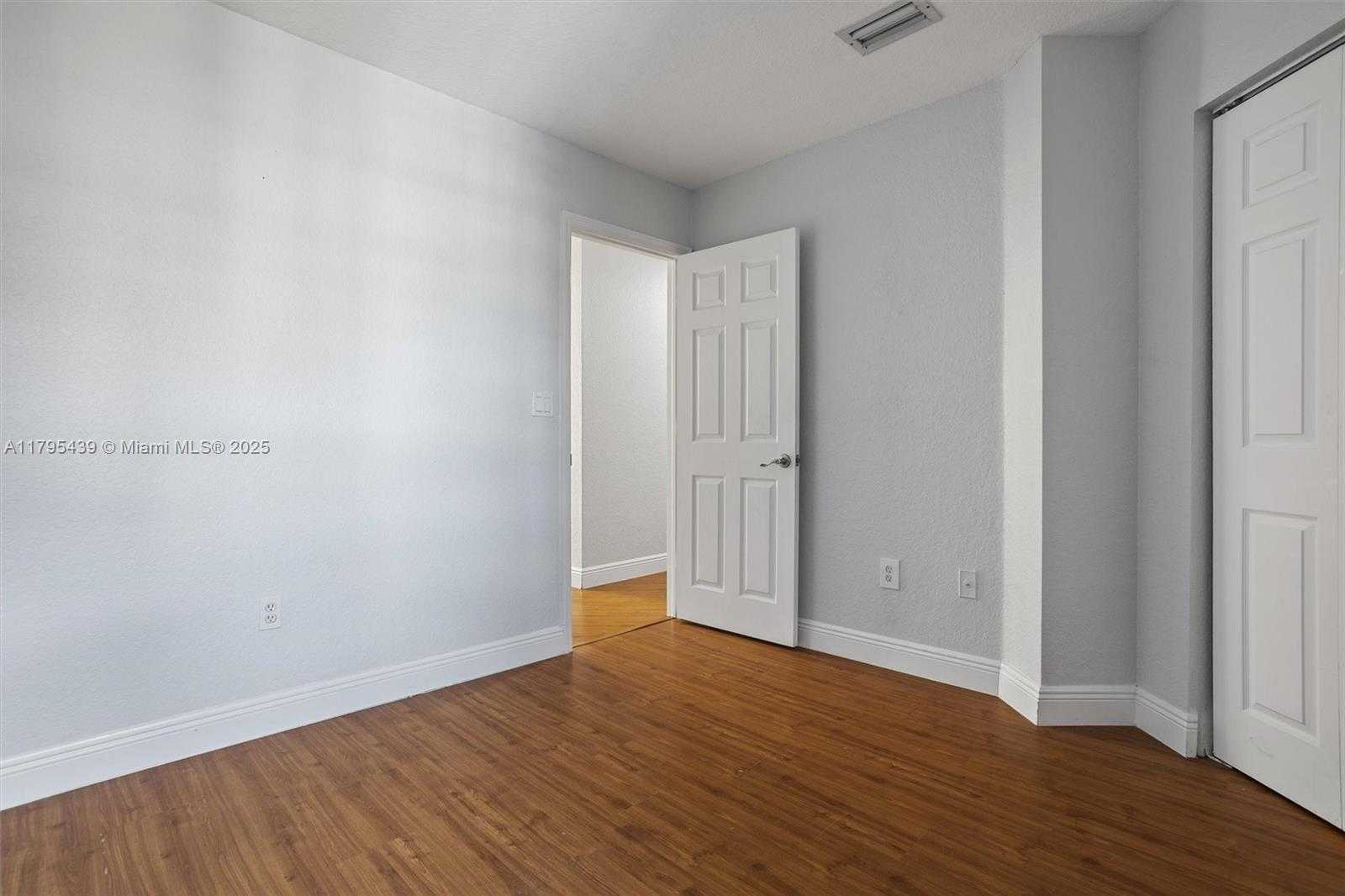 Small Image of 5761 NORTH WEST 115TH CT #105, Doral Number 17