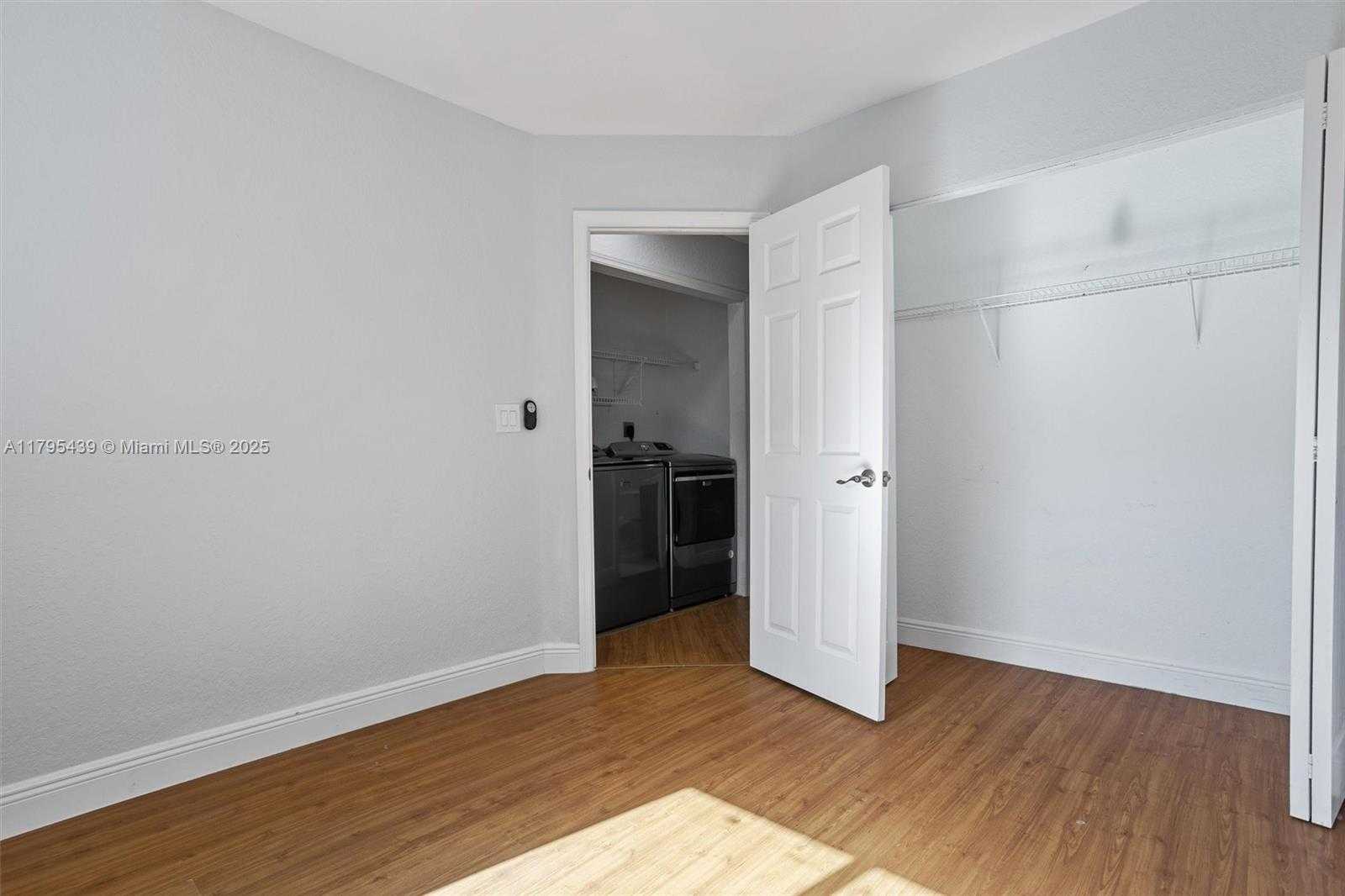 Small Image of 5761 NORTH WEST 115TH CT #105, Doral Number 20