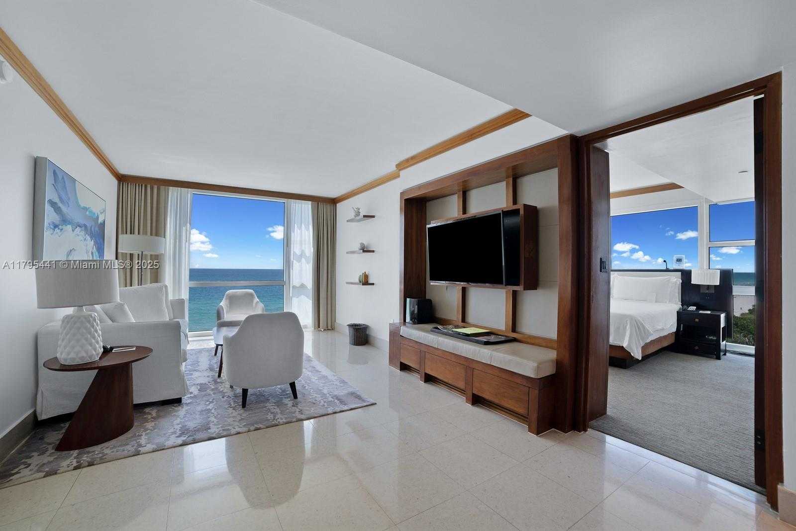 Small Image of 6801 COLLINS AVE #605, Miami Beach Number 4