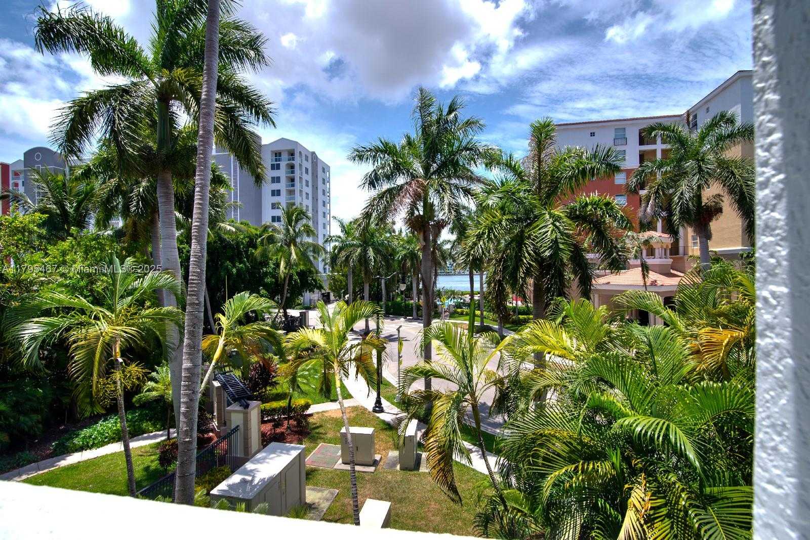 Small Image of 17125 NORTH BAY RD #3307, Sunny Isles Beach Number 18