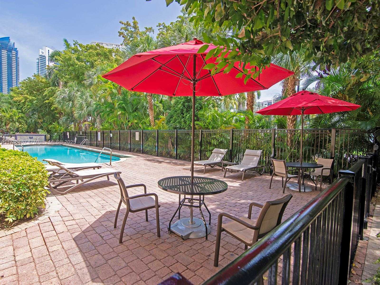 Small Image of 17125 NORTH BAY RD #3307, Sunny Isles Beach Number 31