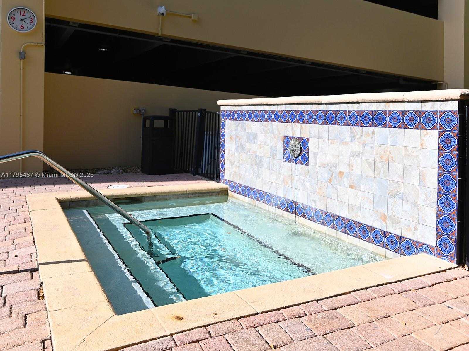 Small Image of 17125 NORTH BAY RD #3307, Sunny Isles Beach Number 32