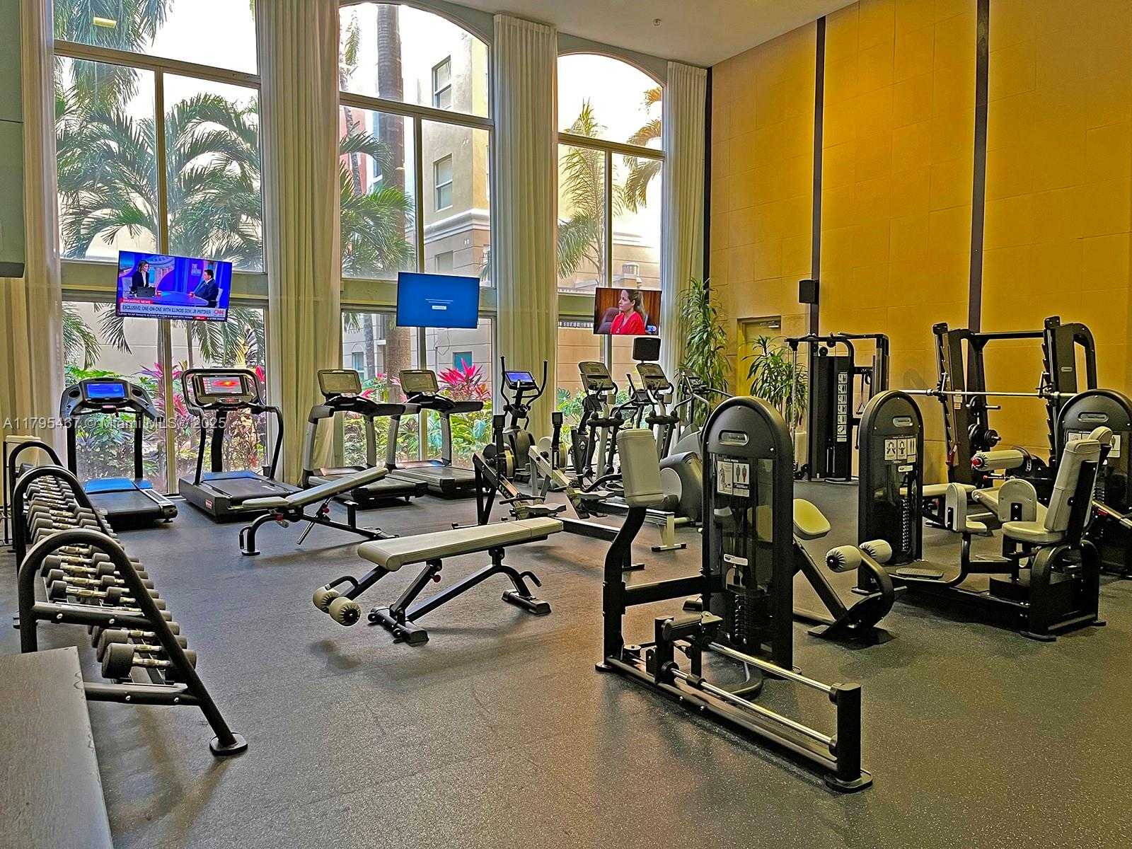 Small Image of 17125 NORTH BAY RD #3307, Sunny Isles Beach Number 35