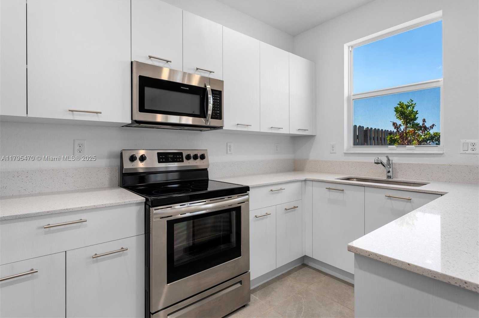 Small Image of 2375 NORTH WEST 122ND TER, Miami Number 8