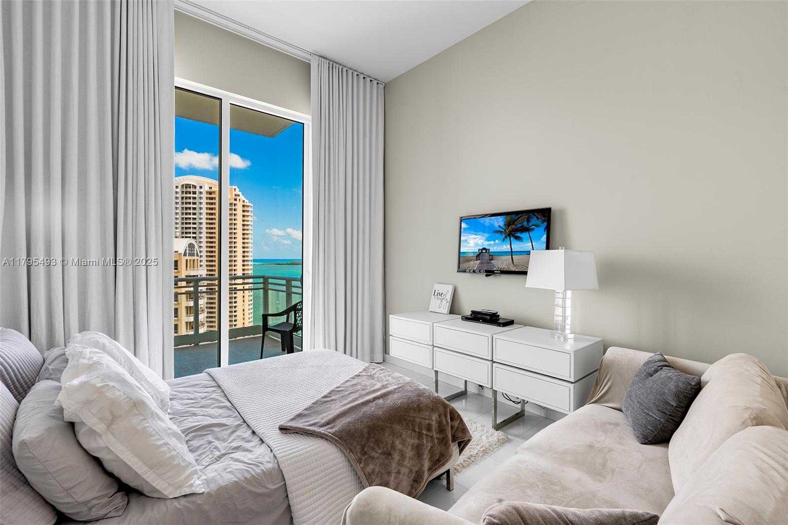Small Image of 900 BRICKELL KEY BLVD #2104, Miami Number 13
