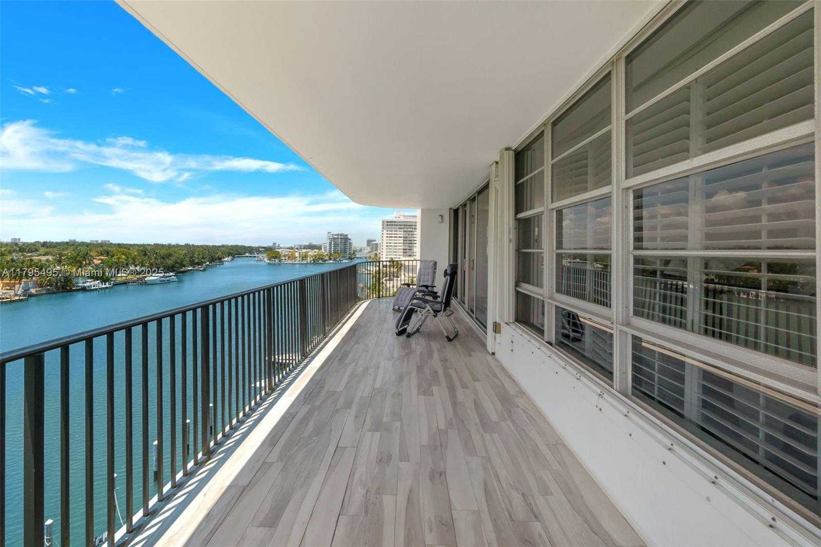 Small Image of 5660 COLLINS AVE #7E, Miami Beach Number 29