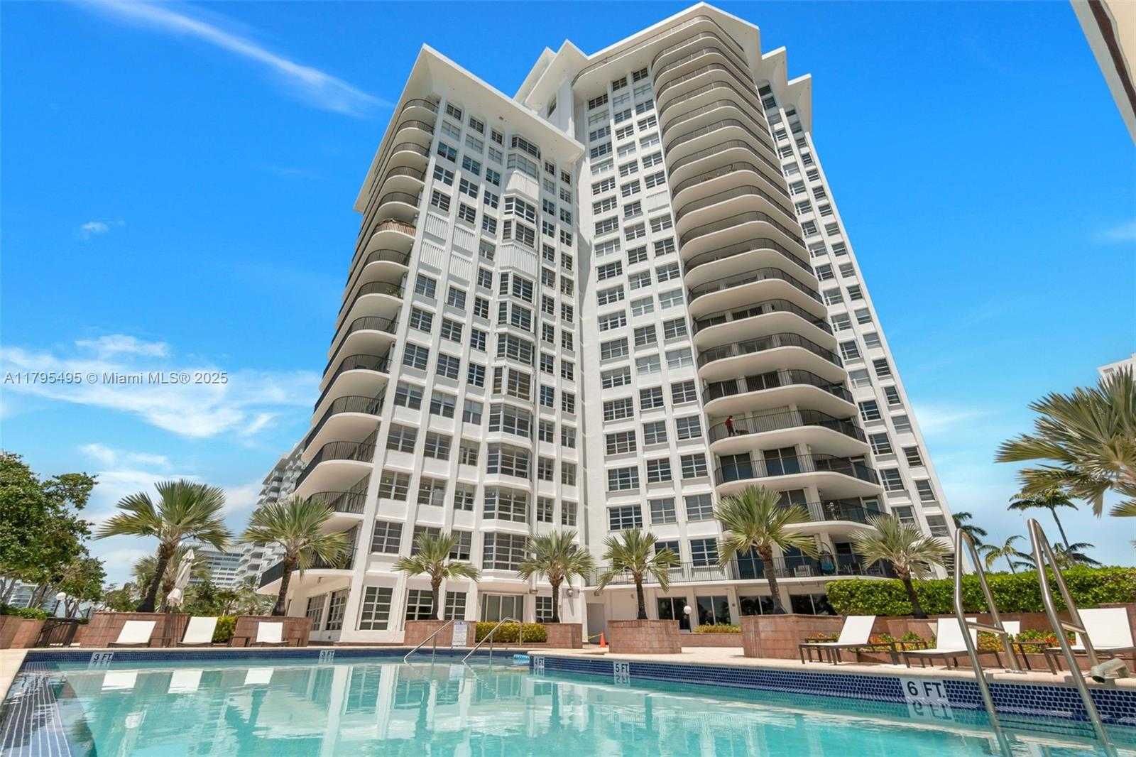 Small Image of 5660 COLLINS AVE #7E, Miami Beach Number 38
