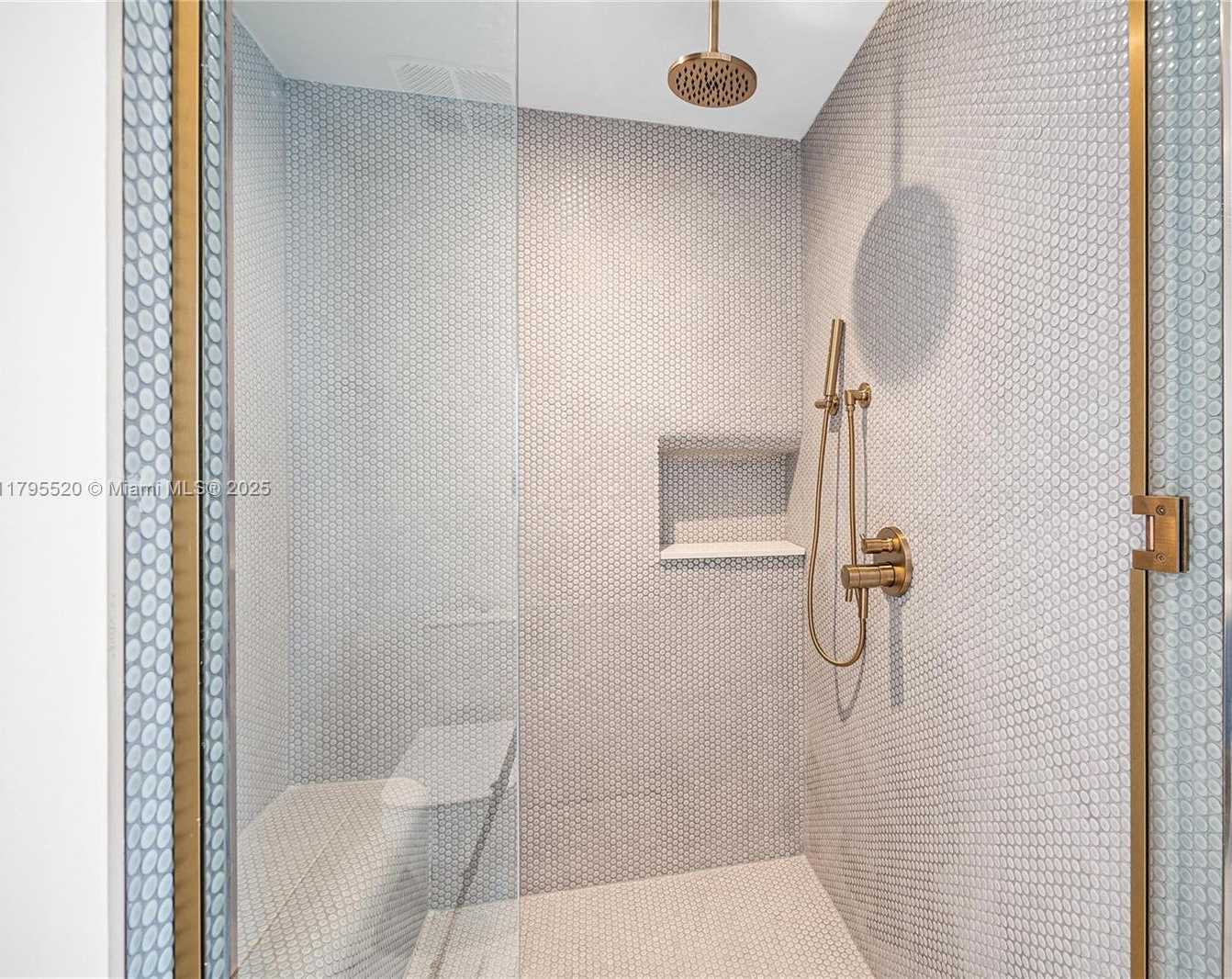 Small Image of 2678 TIGERTAIL AVE #1205, Miami Number 10