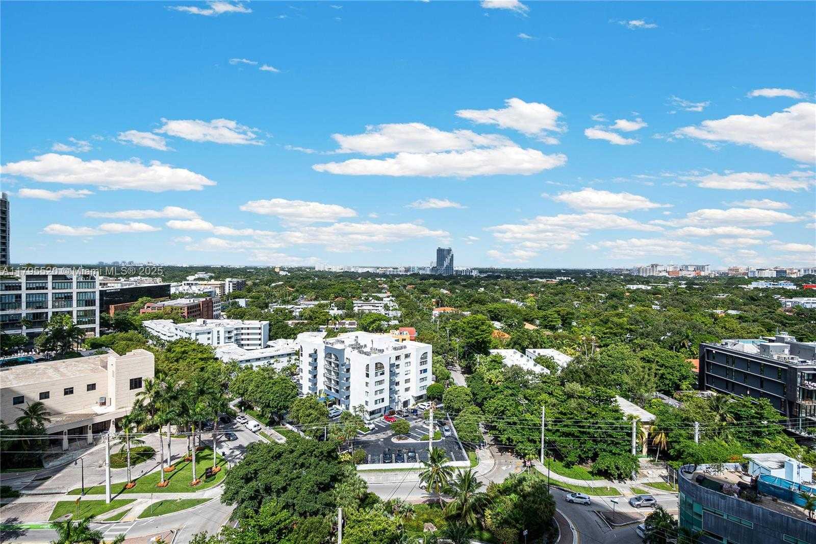 Small Image of 2678 TIGERTAIL AVE #1205, Miami Number 17