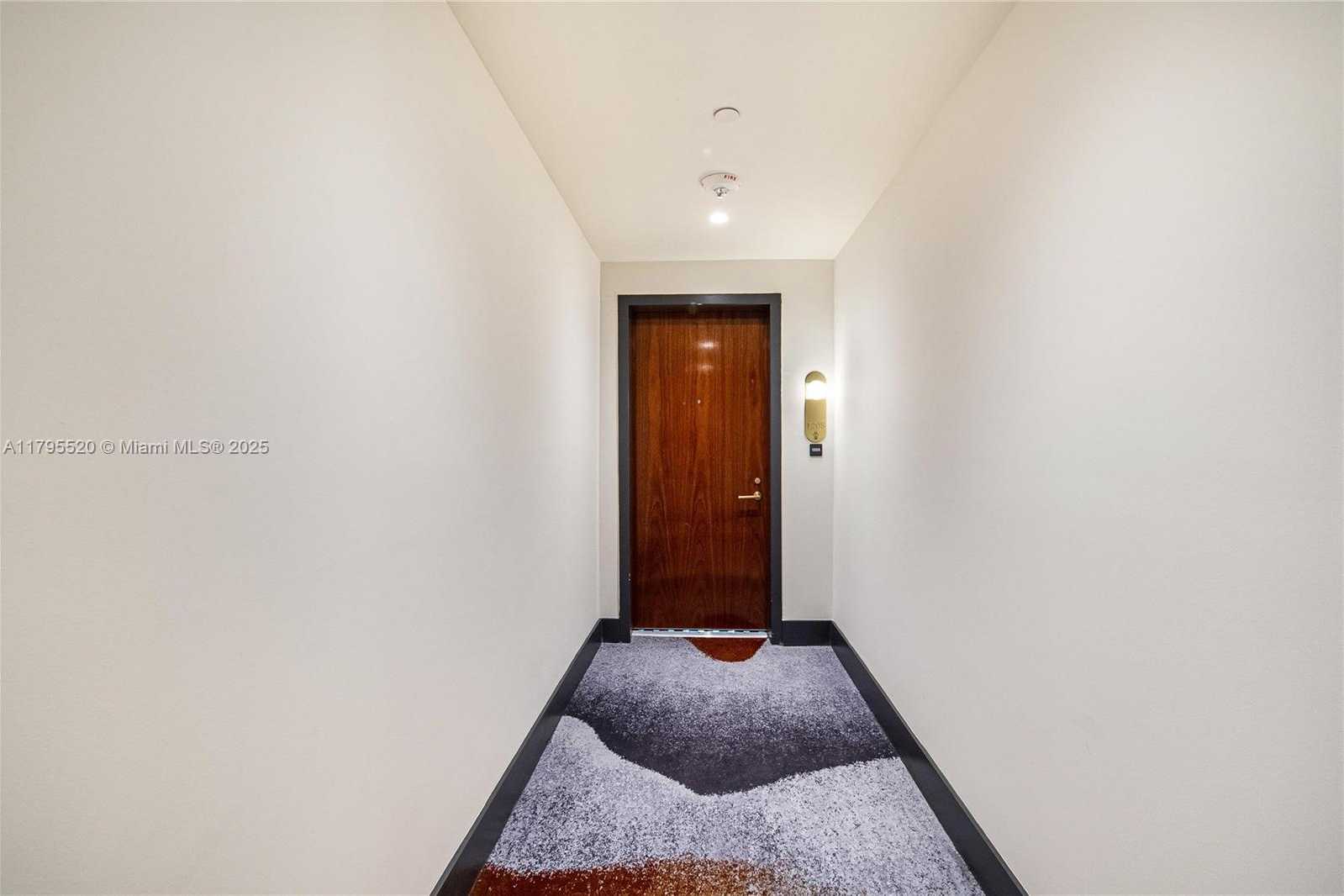 Small Image of 2678 TIGERTAIL AVE #1205, Miami Number 19