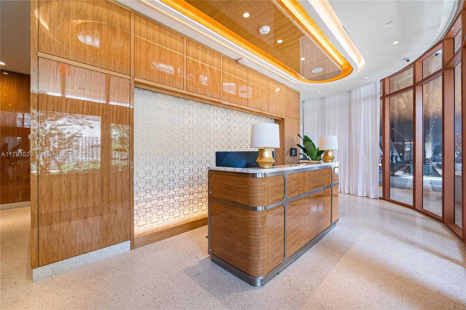 Small Image of 2678 TIGERTAIL AVE #1205, Miami Number 23