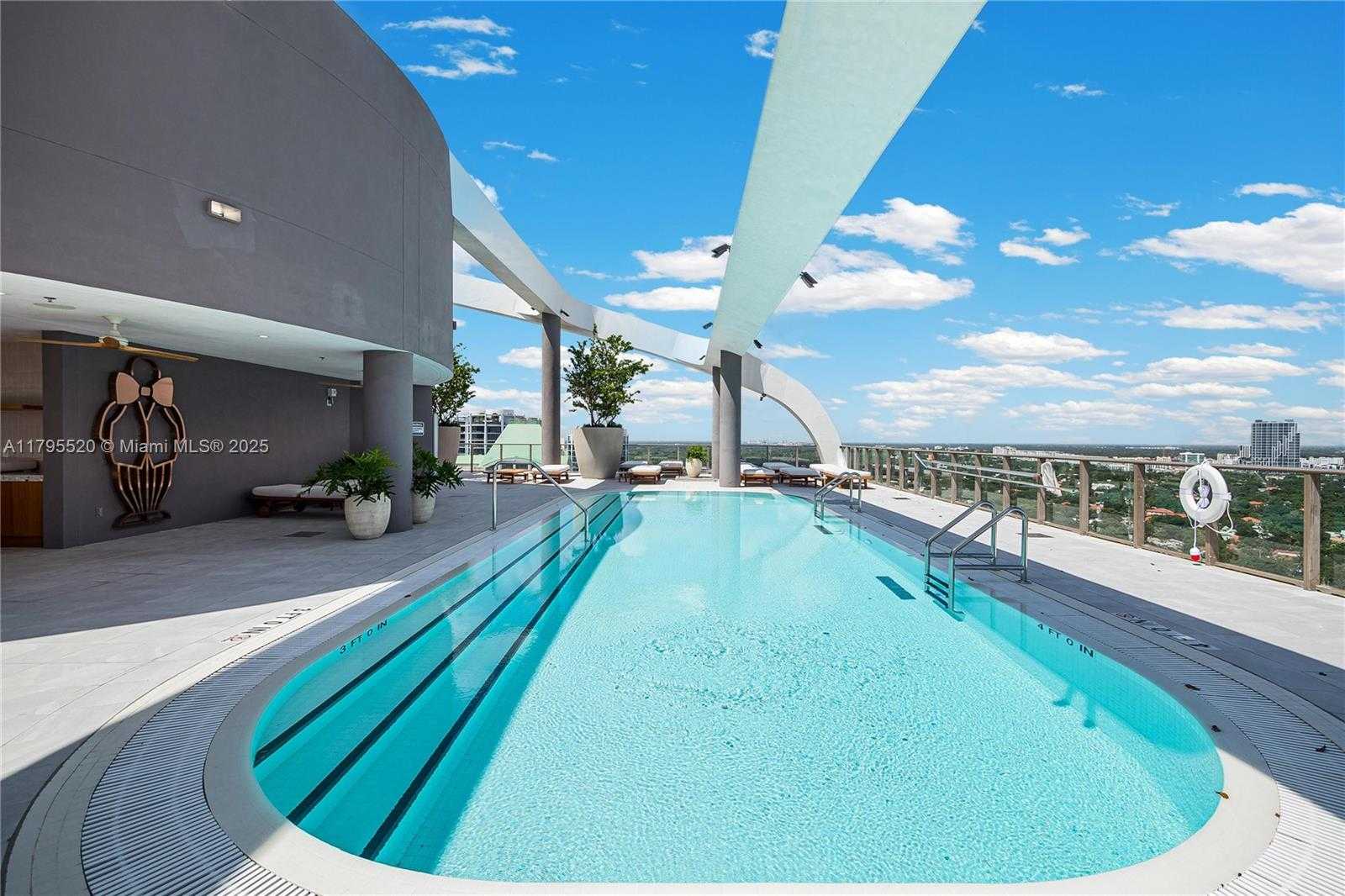 Small Image of 2678 TIGERTAIL AVE #1205, Miami Number 29