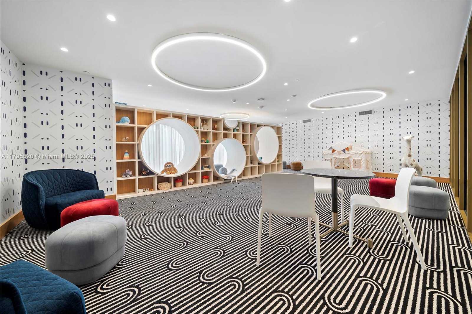 Small Image of 2678 TIGERTAIL AVE #1205, Miami Number 55