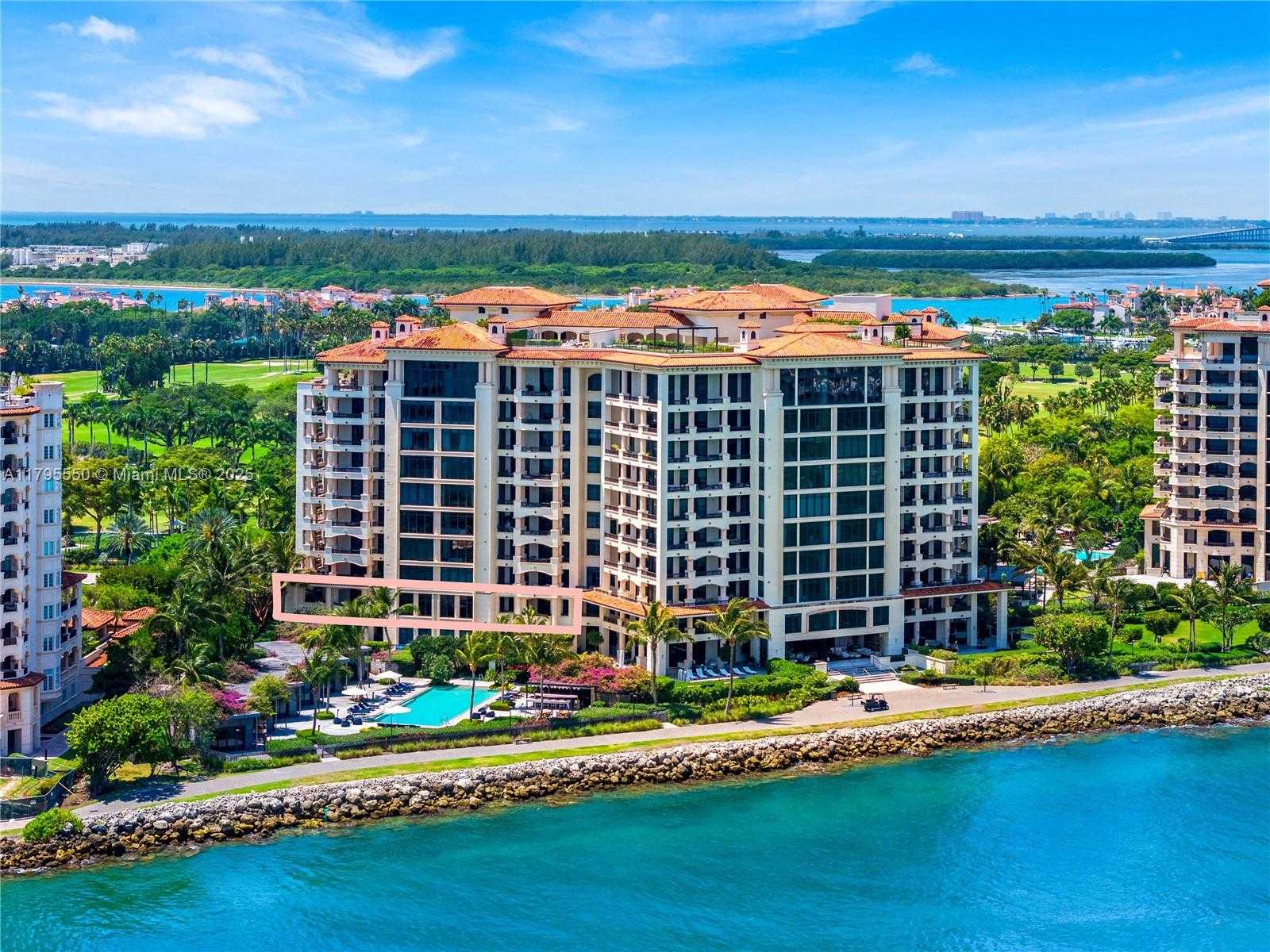 Small Image of 7025 FISHER ISLAND DR #7025, Miami Beach Number 15