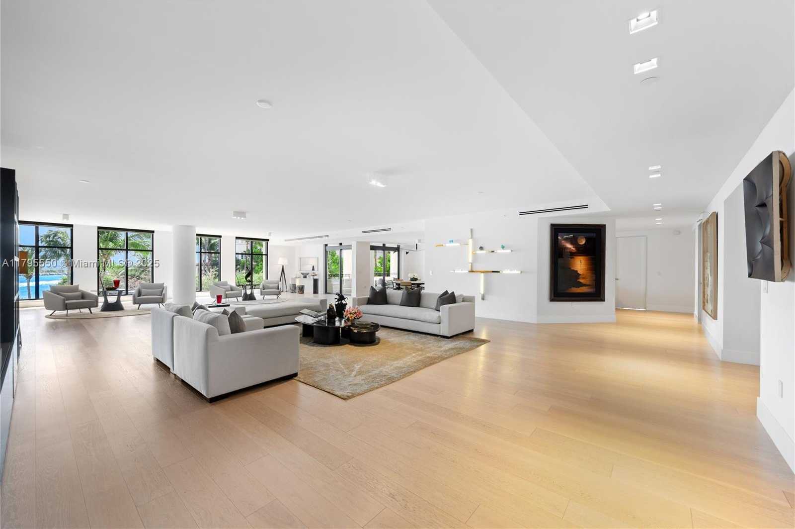 Small Image of 7025 FISHER ISLAND DR #7025, Miami Beach Number 19